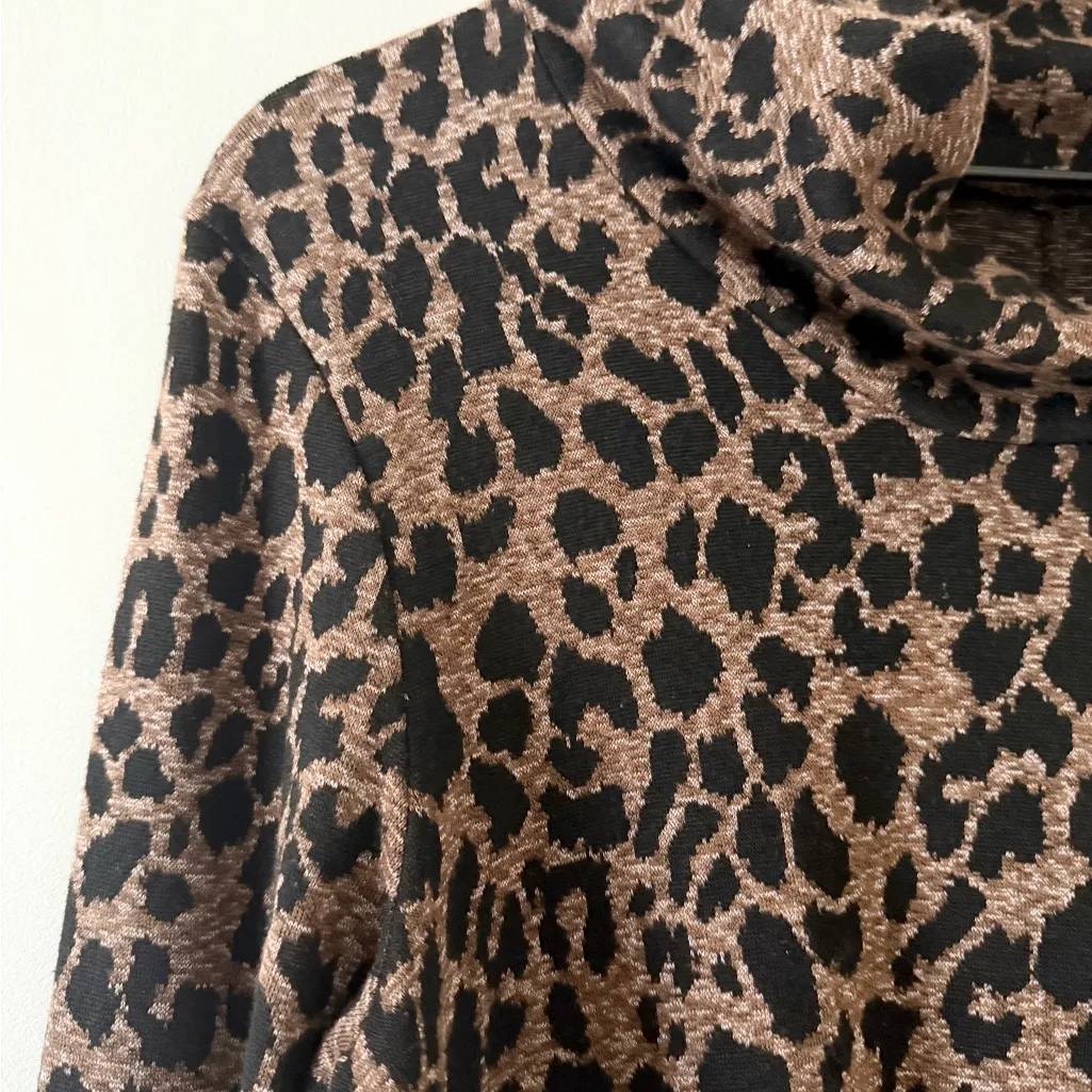 No Brand Long Sleeve Turtleneck Tunic Top in Leopard Print Brown & Black - Image 5