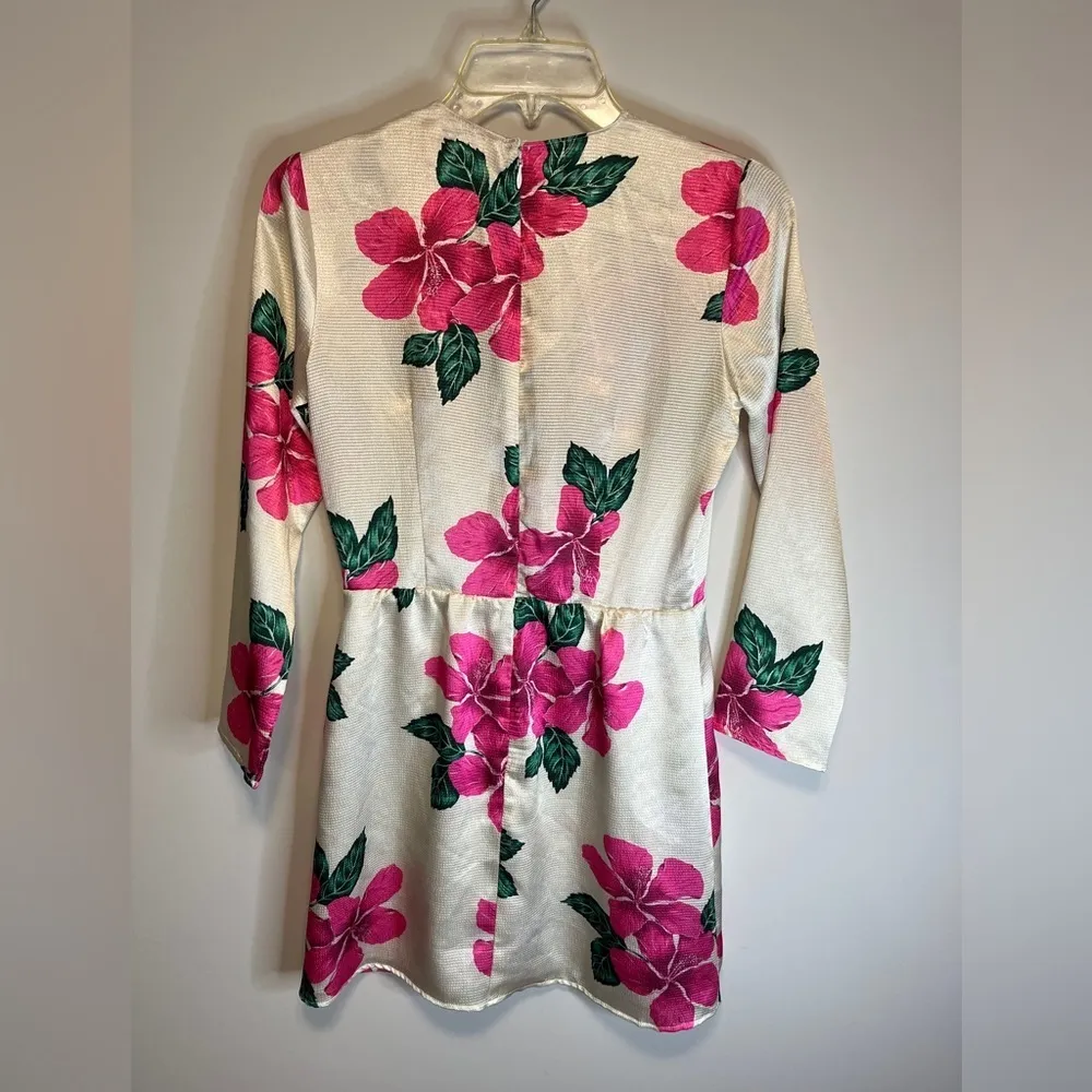 RESA Iris Bow Hibiscus Dress in Tropical - Image 9