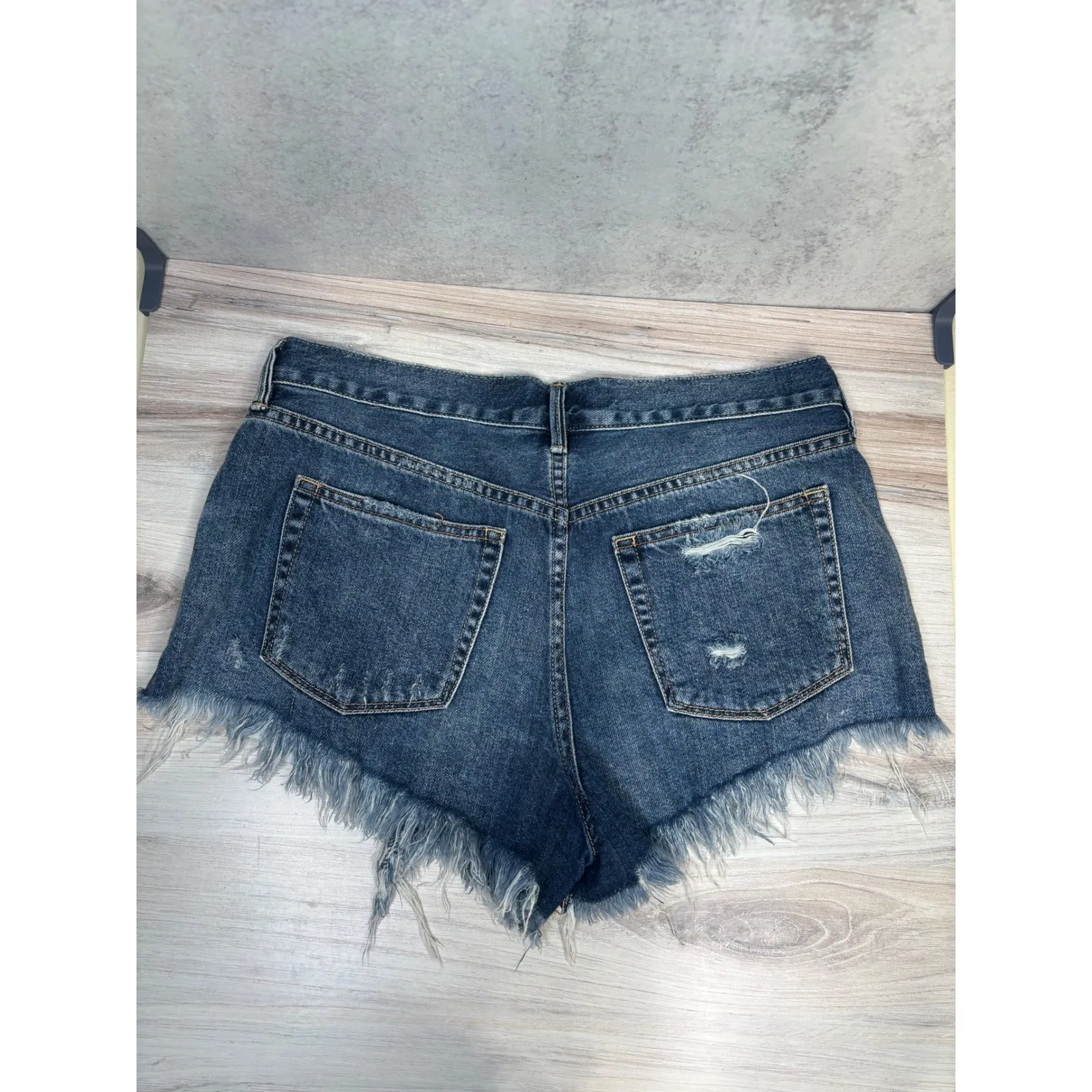 We The Free Free People Byron Bay Denim Cut Off Shorts 28‎ Distressed Jean Short - Image 4
