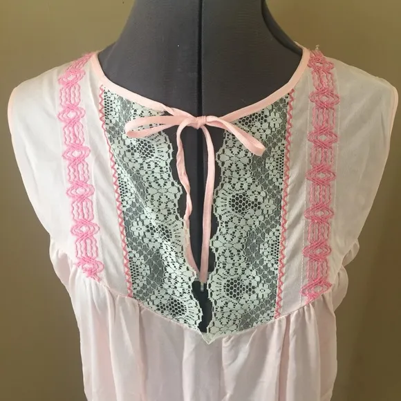 Vintage 70s Sleeping Gown Size M - Image 2