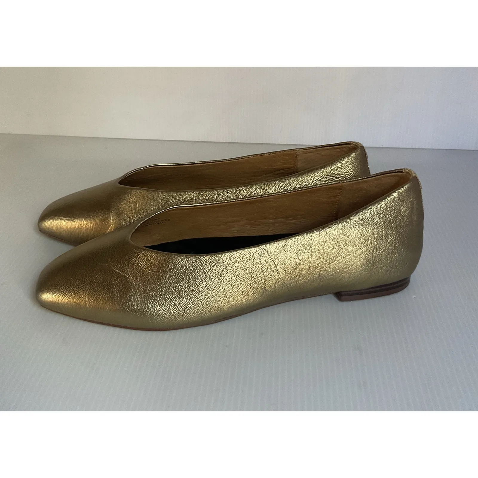 Birdies Gold Leather Flats Women’s Size 7.5 Square Toe Quilted Insole Comfort - Image 2