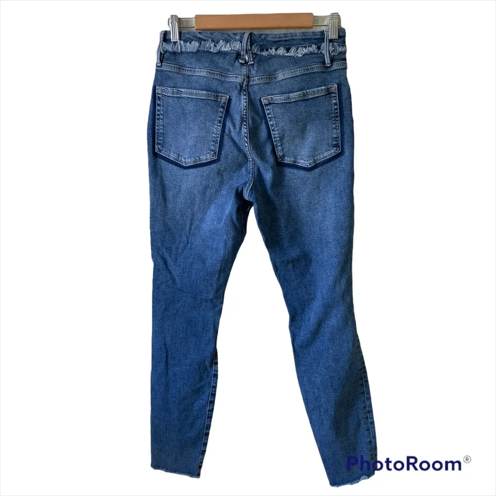 Good American Good Legs Frayed High Waist Ankle Skinny Jeans In Blue612 - Image 6