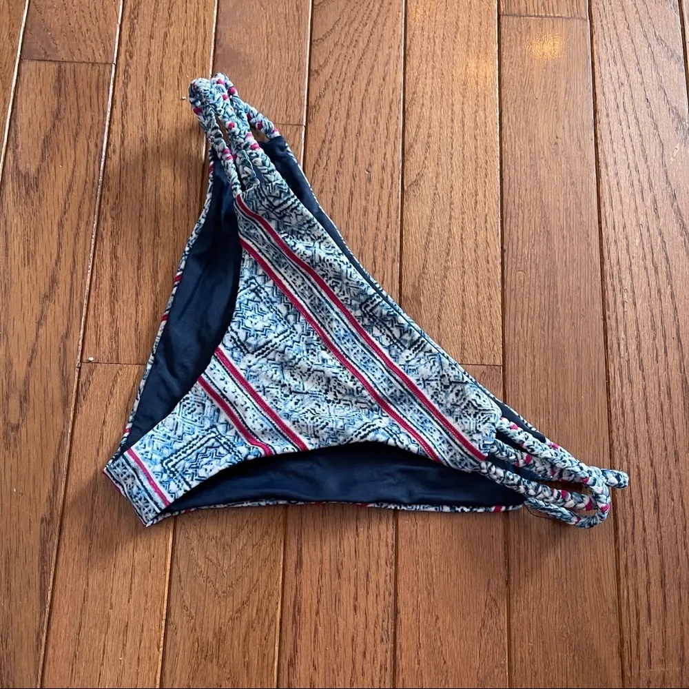 Frankie’s Bikinis Bottom - Image 23