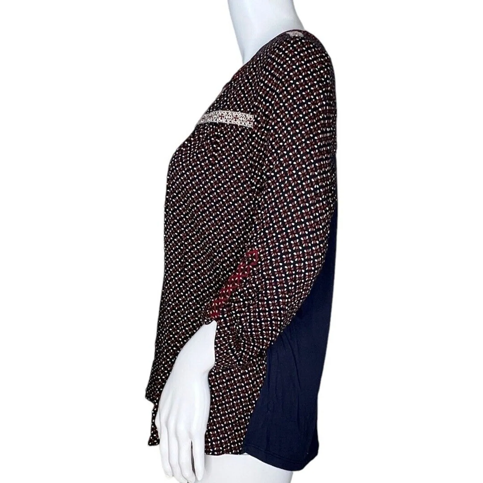 Skies are Blue Blouse Womens Small Petite Black‎ Red Floral Mix Pattern Bohemian - Image 3