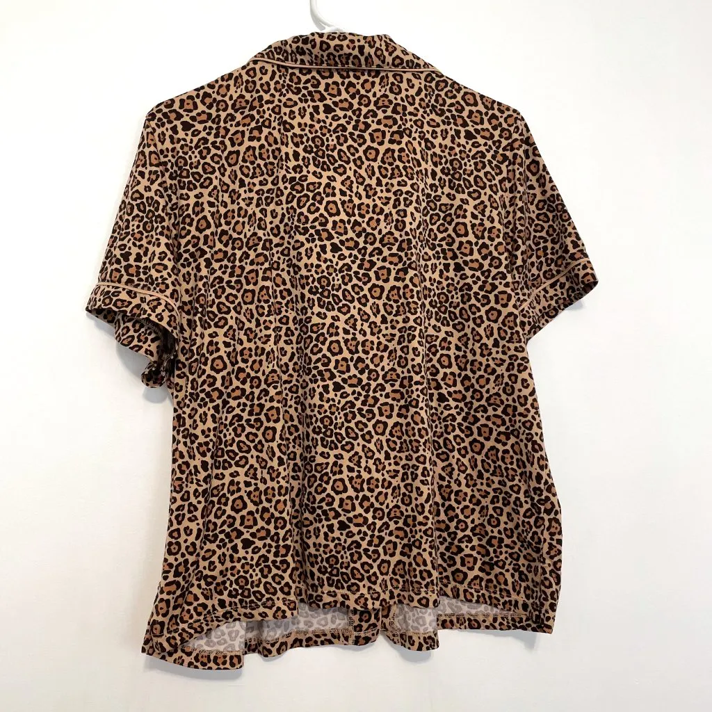 JONES NEW YORK Short Sleeve / Capri Pant 2 Piece Pajama Set Cheetah Leopard PJs - Image 7