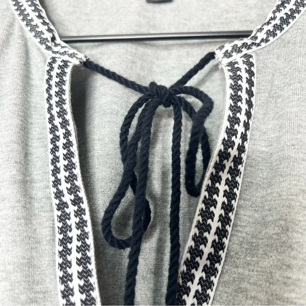 J Crew Gray Embroidered Trim Tassel Tie Neck Sleeveless Top Size XS - Image 6