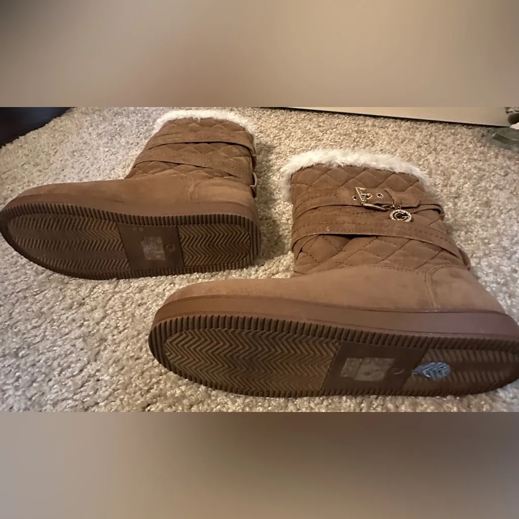 G by Guess Babez Tan Ankle Faux Fur Winter Boots Women's Sz 7.5 - Image 6