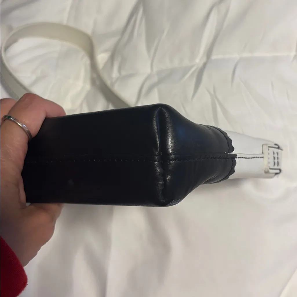 Hype White and Black Leather Mini Bag - Image 3