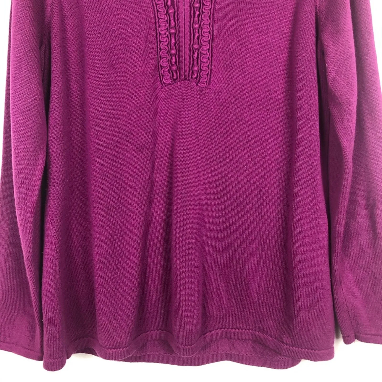 Dana Buchman V-Neck Ruffled Pullover Knit Sweater Size Medium - Image 4