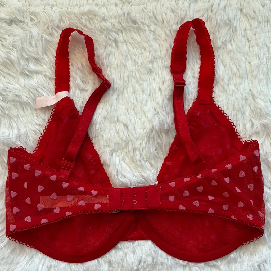 Victoria’s Secret Unlined Red and Pink Heart Patterned Bra - Image 5