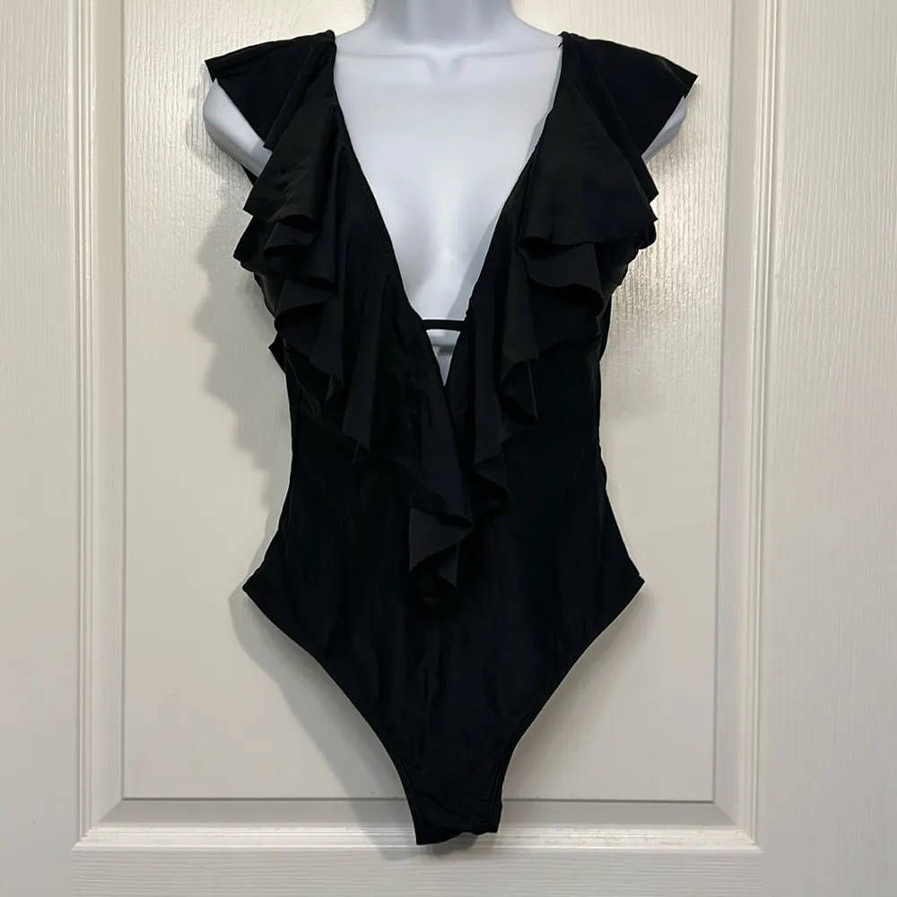 Plunge Ruffled Black Cheeky Low V - Image 2