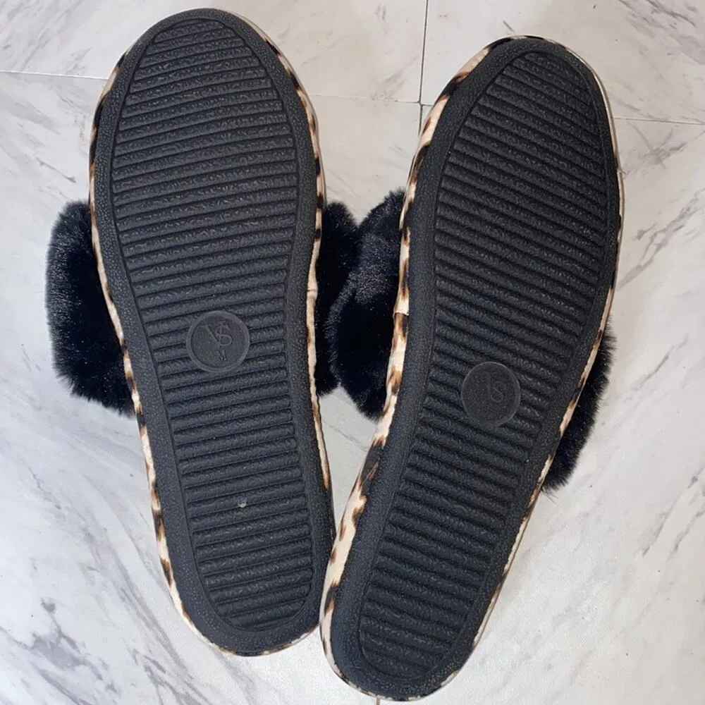 Victoria's Secret Leopard Fuzzy Slippers Size Medium - Image 10