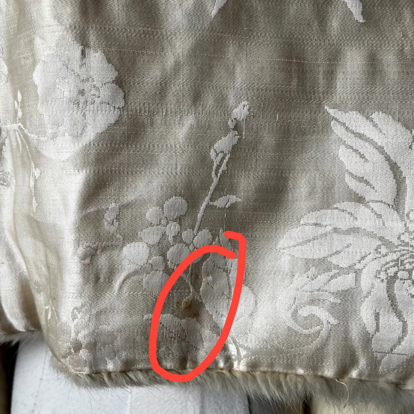 Vintage Buttercream Rabbit Fur Bridal Wrap w/ Black Tipped Tails‎ 43" Long Size undefined - Image 11