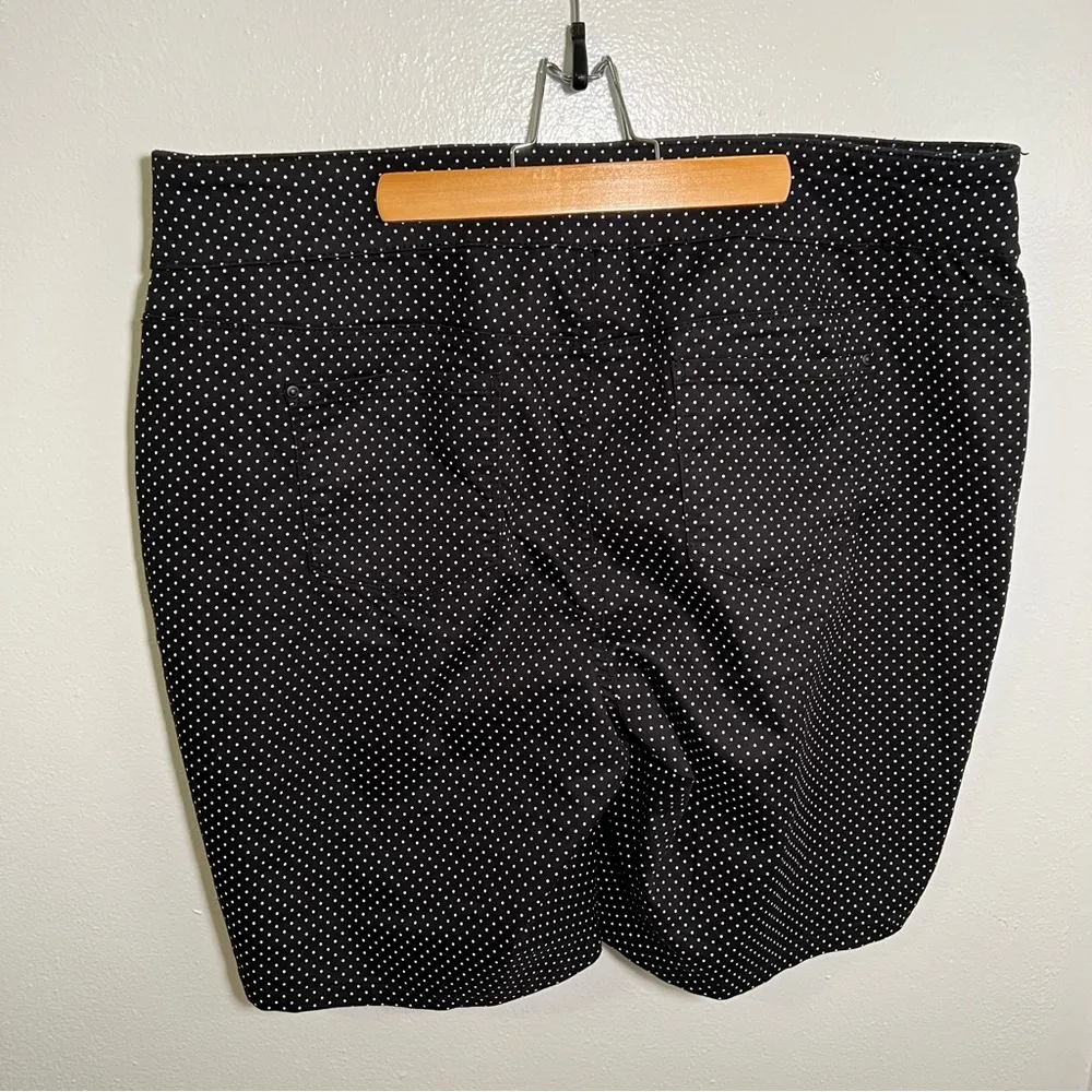 Great Northwest Indigo Pull On Bermuda Short Black White Polka Dots 20W - Image 7