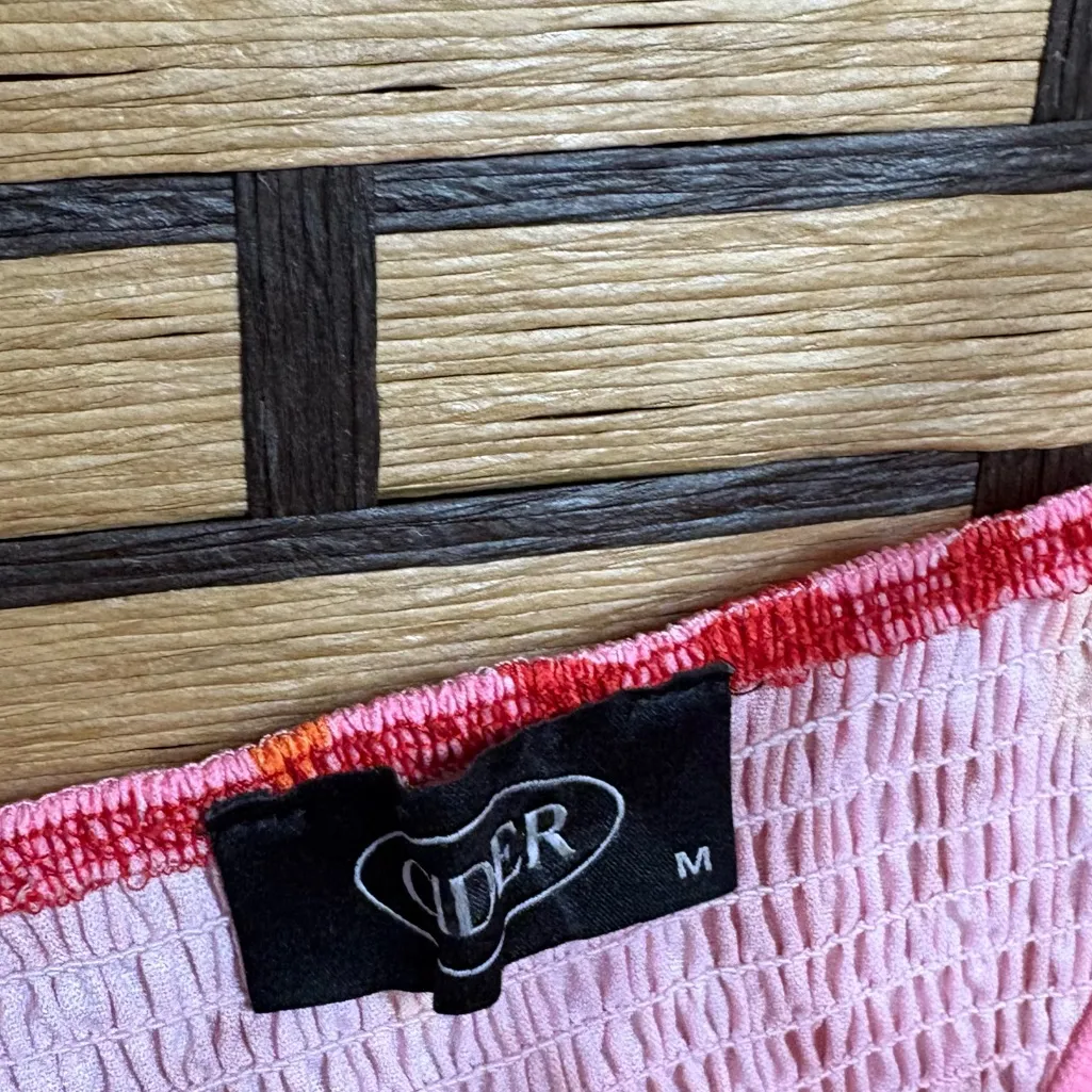 Cider Pink Floral Crop‎ Top Size Medium - Image 6