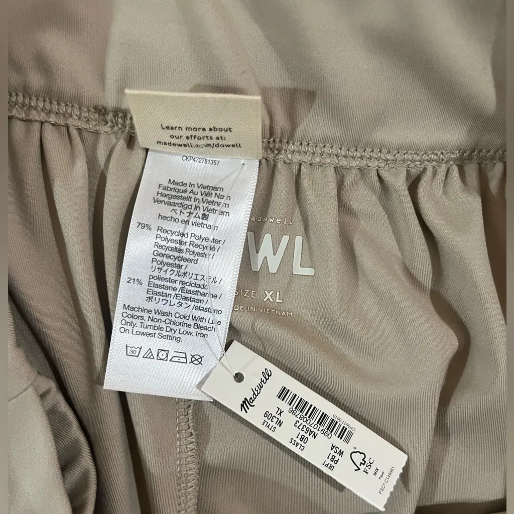 MADEWELL Flex Wrap Skort in Wet Sand - Image 6