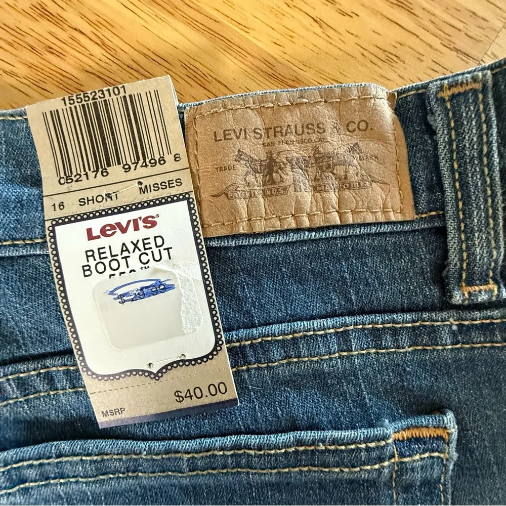 NWT Levi's Relaxed Boot Cut 550 16 Short Misses Indigo Jeans classic‎ rise - Image 7