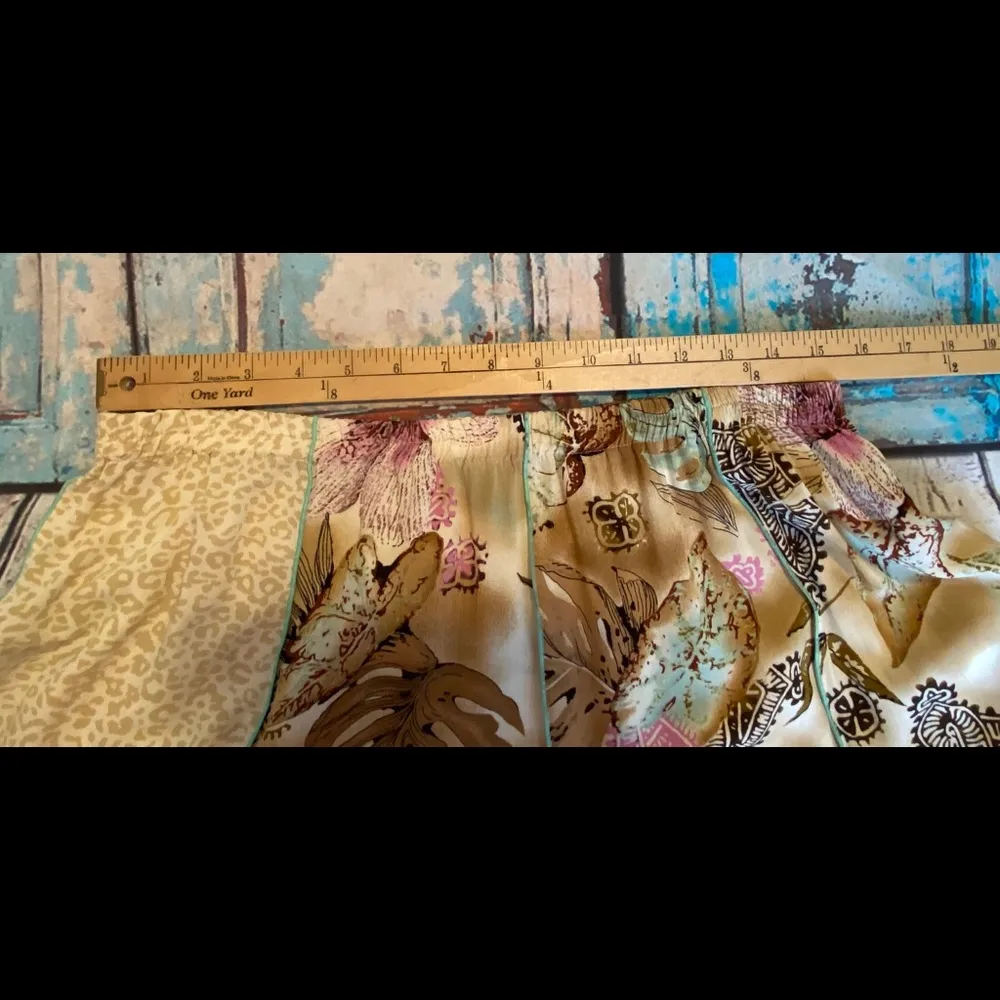 Faith ResortWear Beaded Skirt Size XL - Image 4