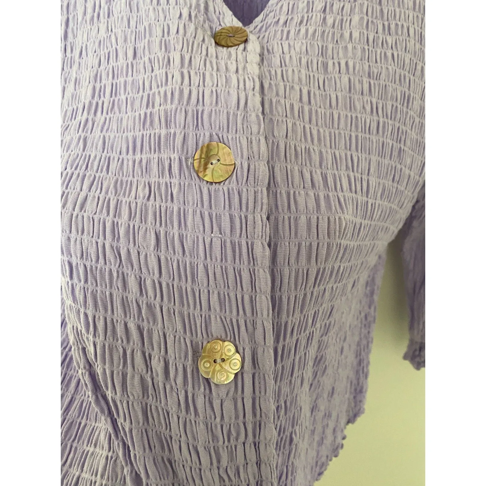 Fresco by Nomadic Traders Lavender Mother of Pearl Buttons Top Blouse Sz M Purple Size M - Image 5