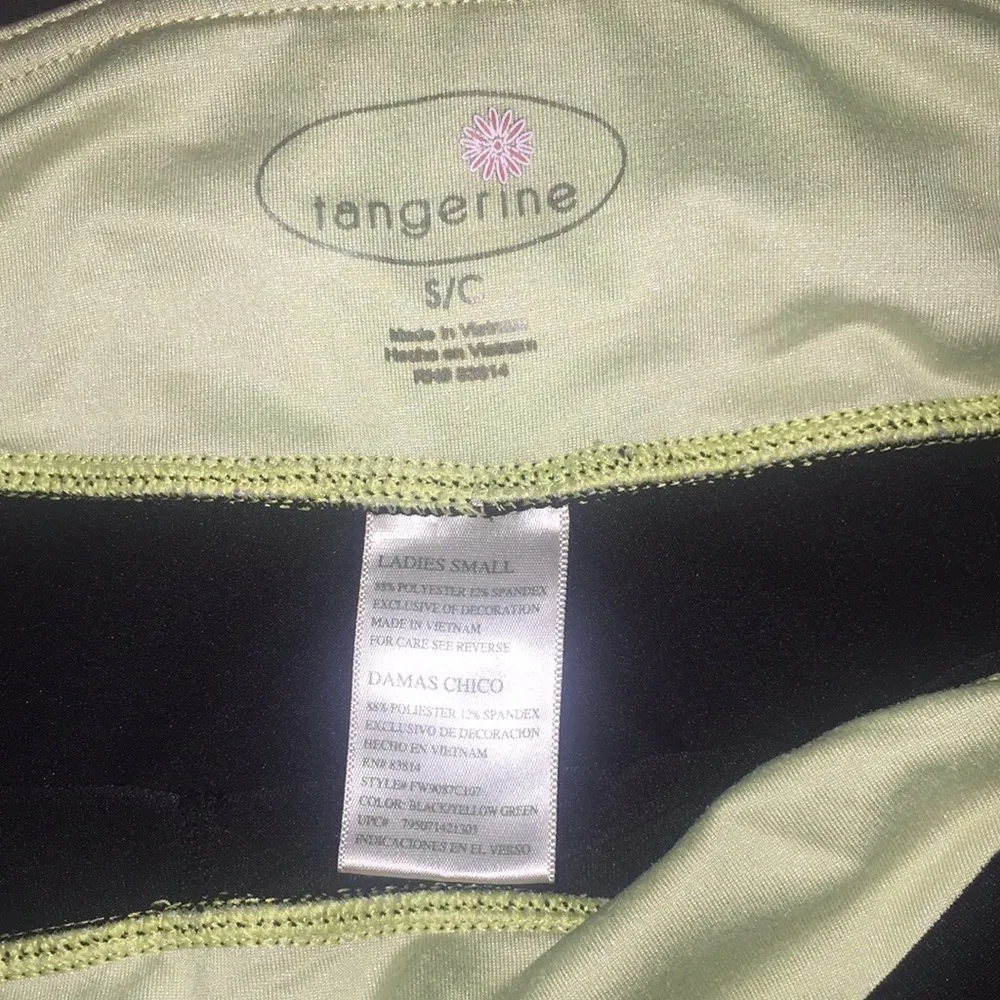 Women’s Capri gym pants - Image 2