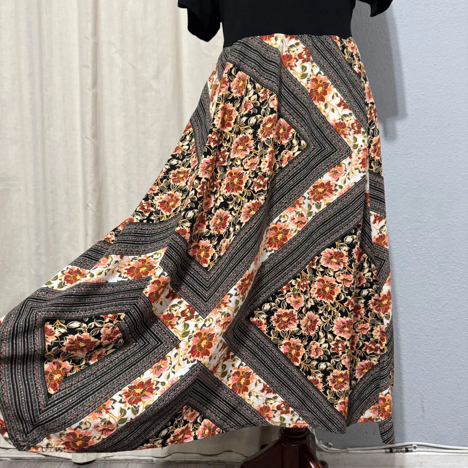 TORRID Black Boho Midi Dress Floral Mixed Media Scarf Print Flowy Skirt Size 1 - Image 5