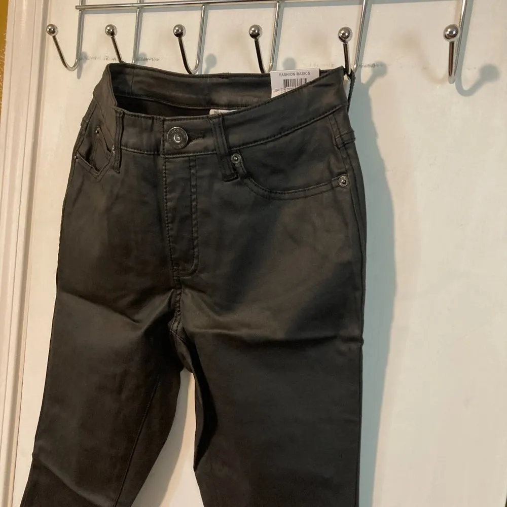 INC women's size 0 curvy fit high rise skinny deep black coated novelty denim - Image 2