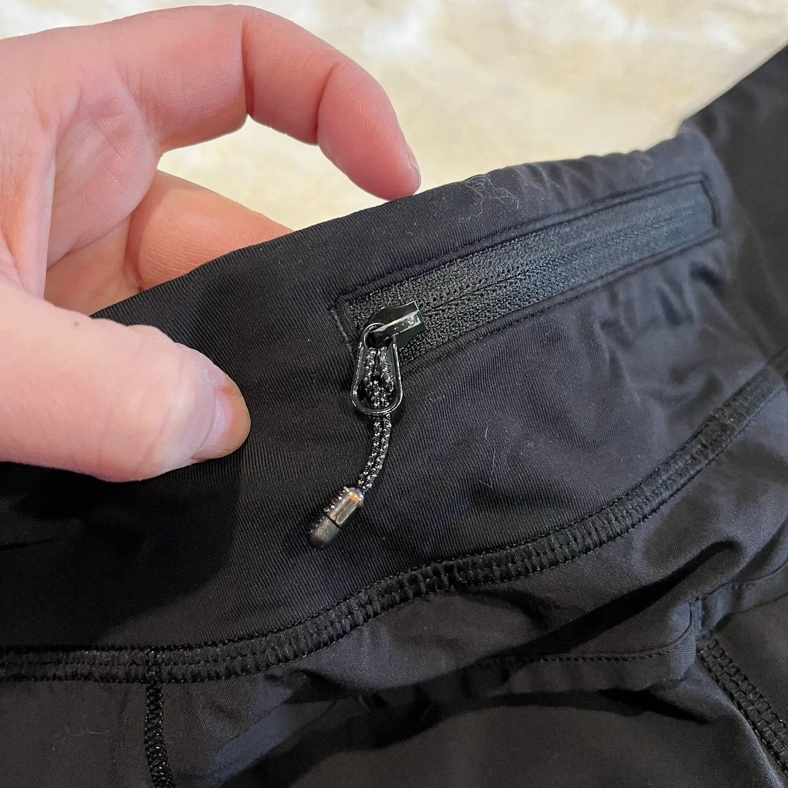 Lululemon Speed Up Shorts 3” inseam size 10 stretch EUC - Image 10