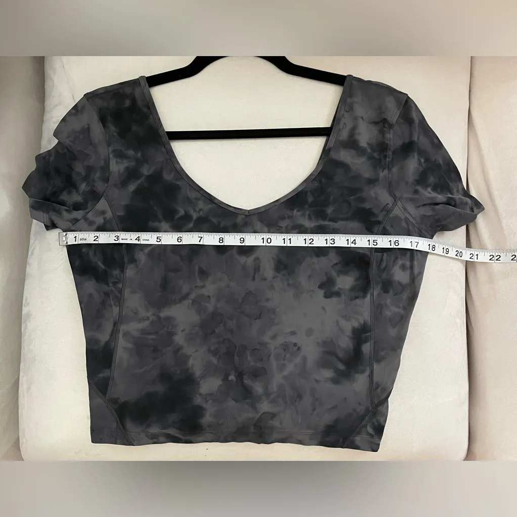 Lululemon Align T-Shirt Diamond Dye Pitch Grey Graphic grey Top Size 6? - Image 6