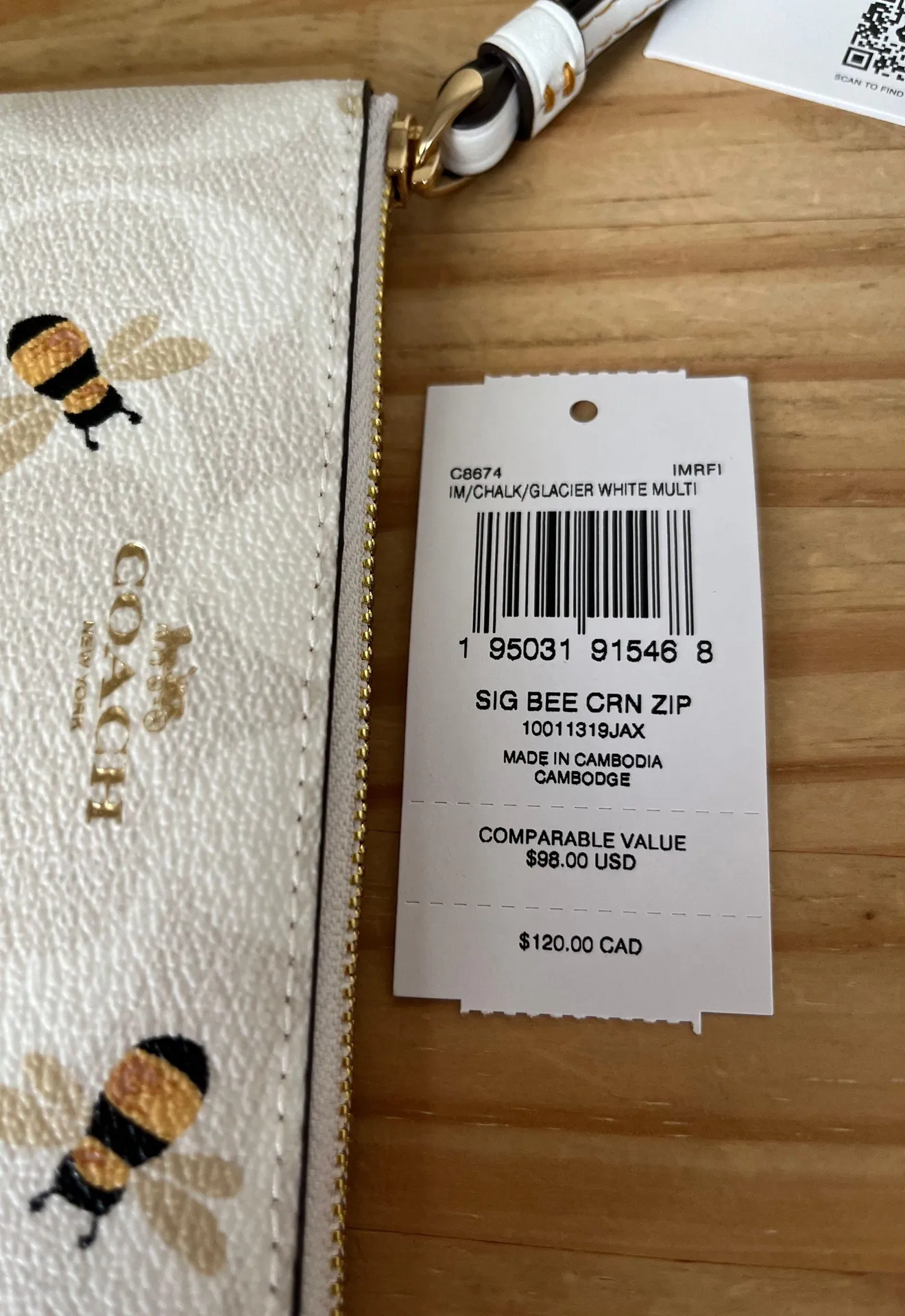 Coach Wristlet - Image 4