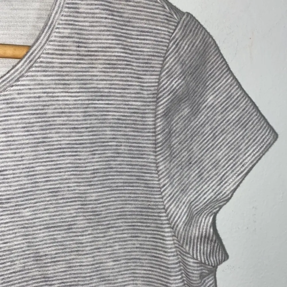 Lafayette‎ 148 shirt NEW small soft gray heather multi striped - Image 2