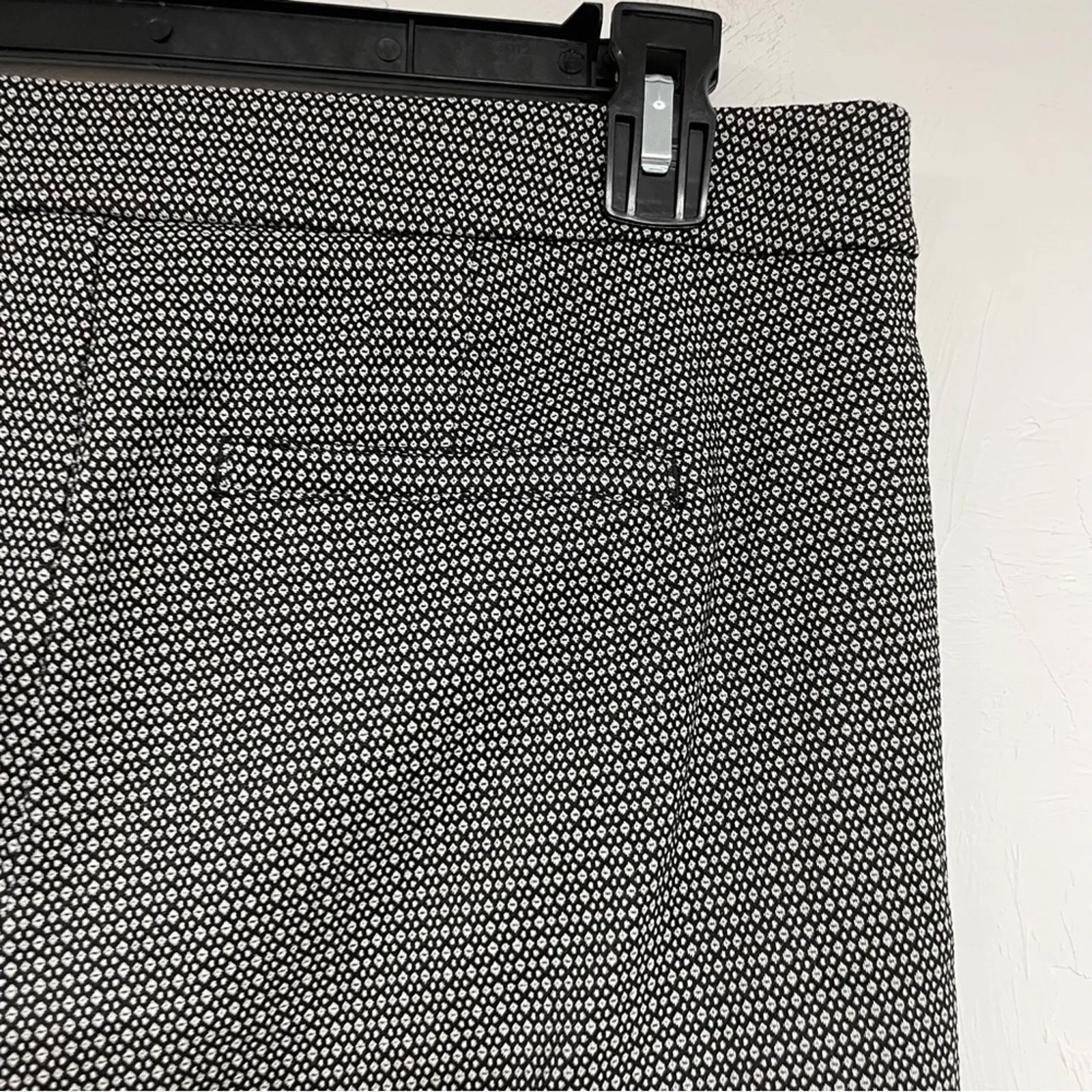 NYDJ Black & White Trouser Dress Pants Ankle Length Womens 6 Preppy Career Work - Image 6