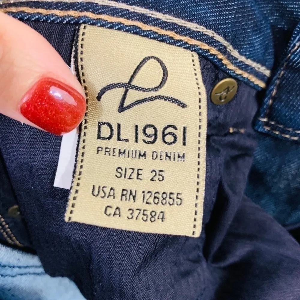 DL1961 Bolt Wash Angel Midrise Skinny Ankl… - Image 10