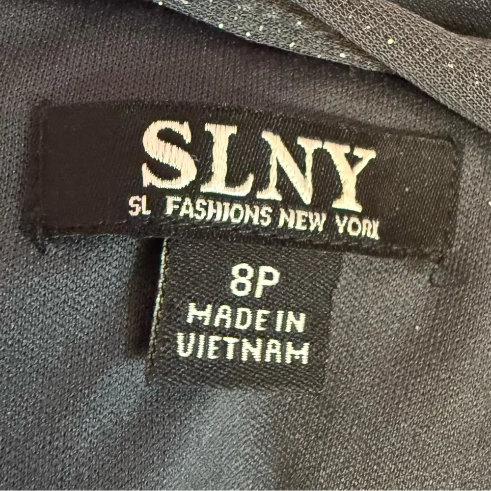 SL Fashions Women's Sparkle Mesh Capelet Ruched Gown Smoke Sz 8P Petite - Image 6