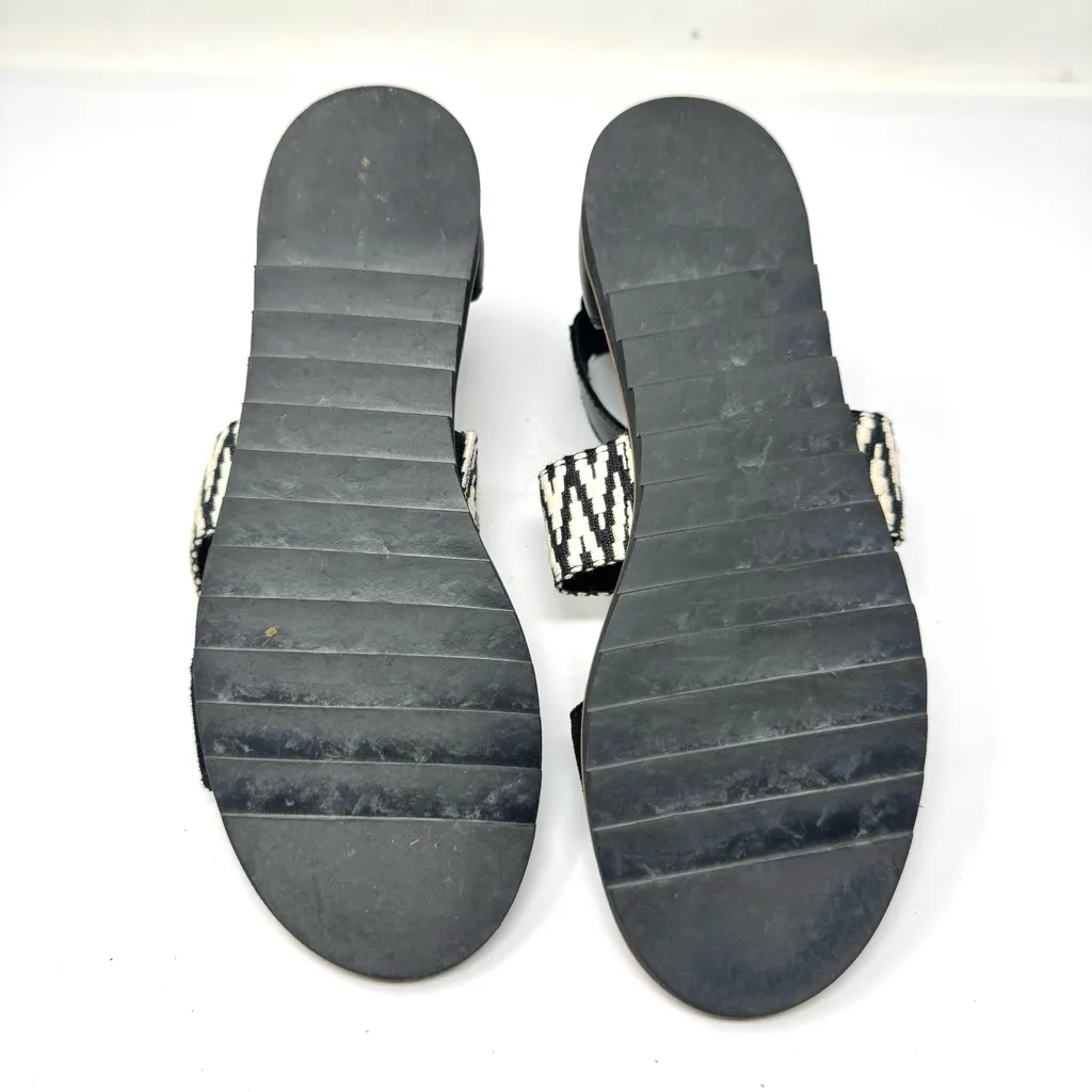 FRYE and CO. textile flat sandals, size 6 Black - Image 12