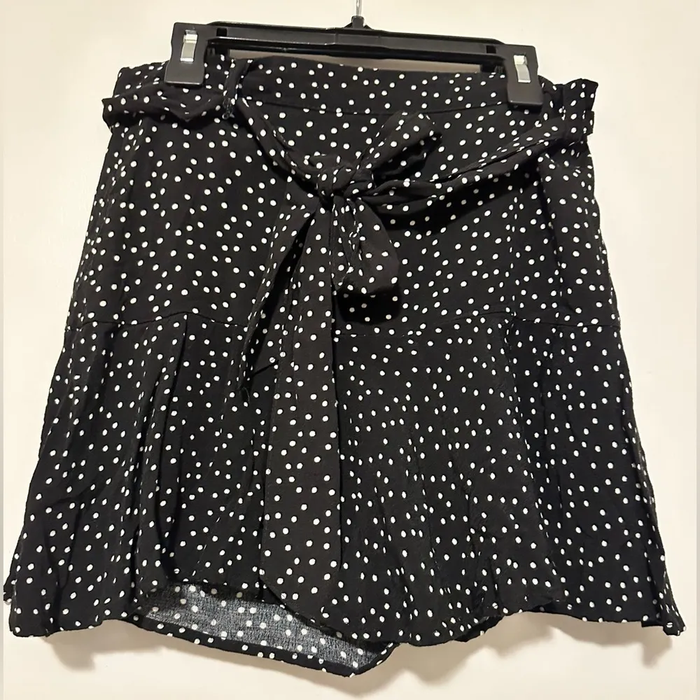 Zara Polka Dot Mini Skort Black and White tie belt size M - Image 3