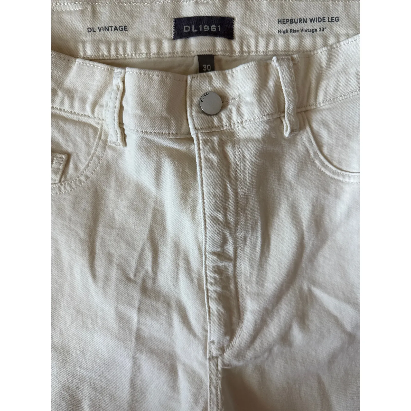 DL1961 Hepburn Wide Leg High Rise Vintage 33” in Eggshell Size 30 - Image 9