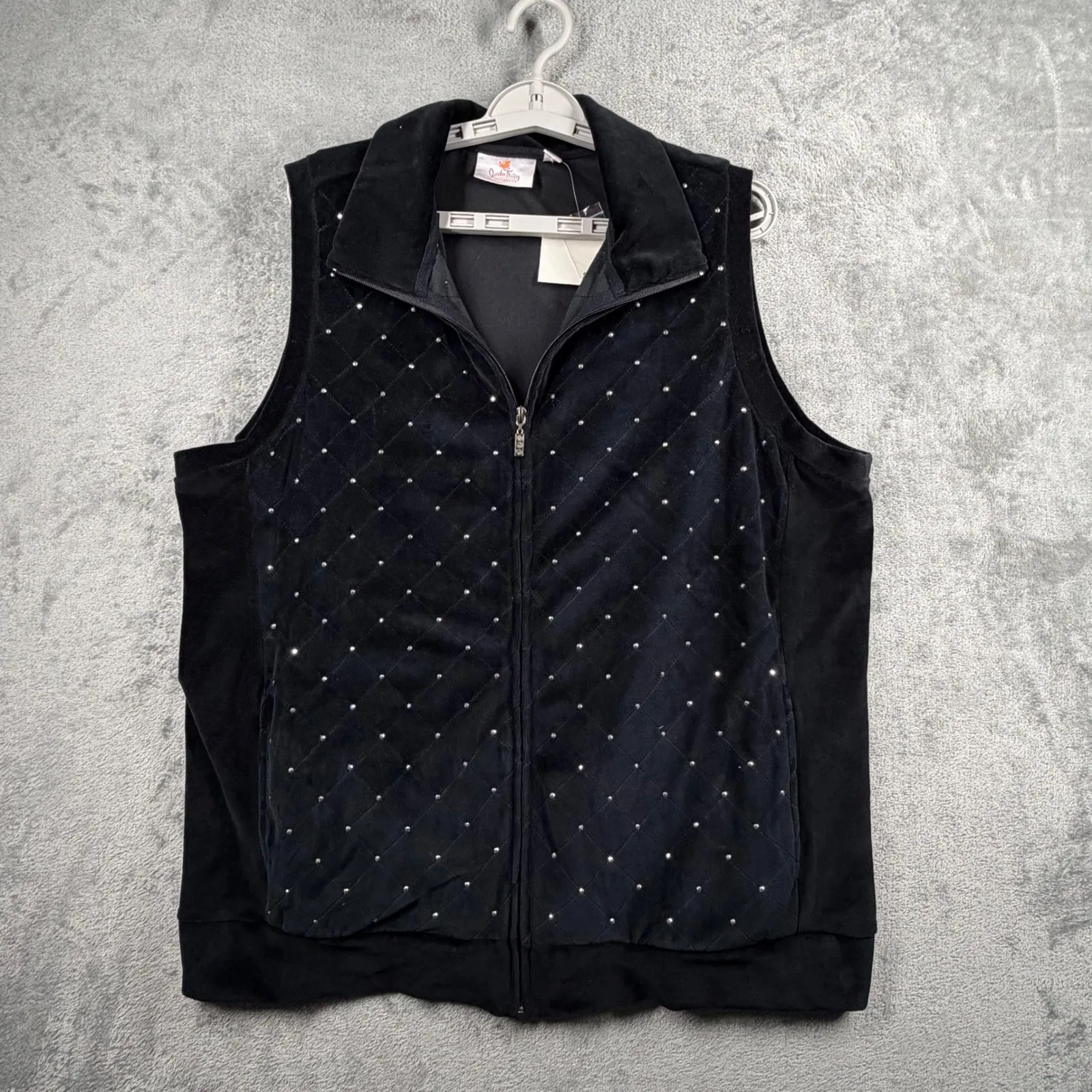 Quacker Factory 1X Black Quilted Vest Rhinestone Zip Embellish Bling Sleeveless - Image 3