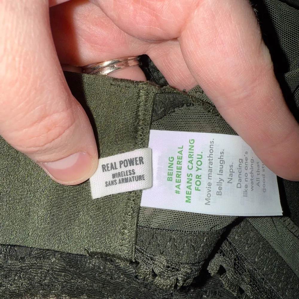 Aerie Wireless Real Power Olive Green Floral Lace Bralette Sz 32A NEW Adjustable - Image 4