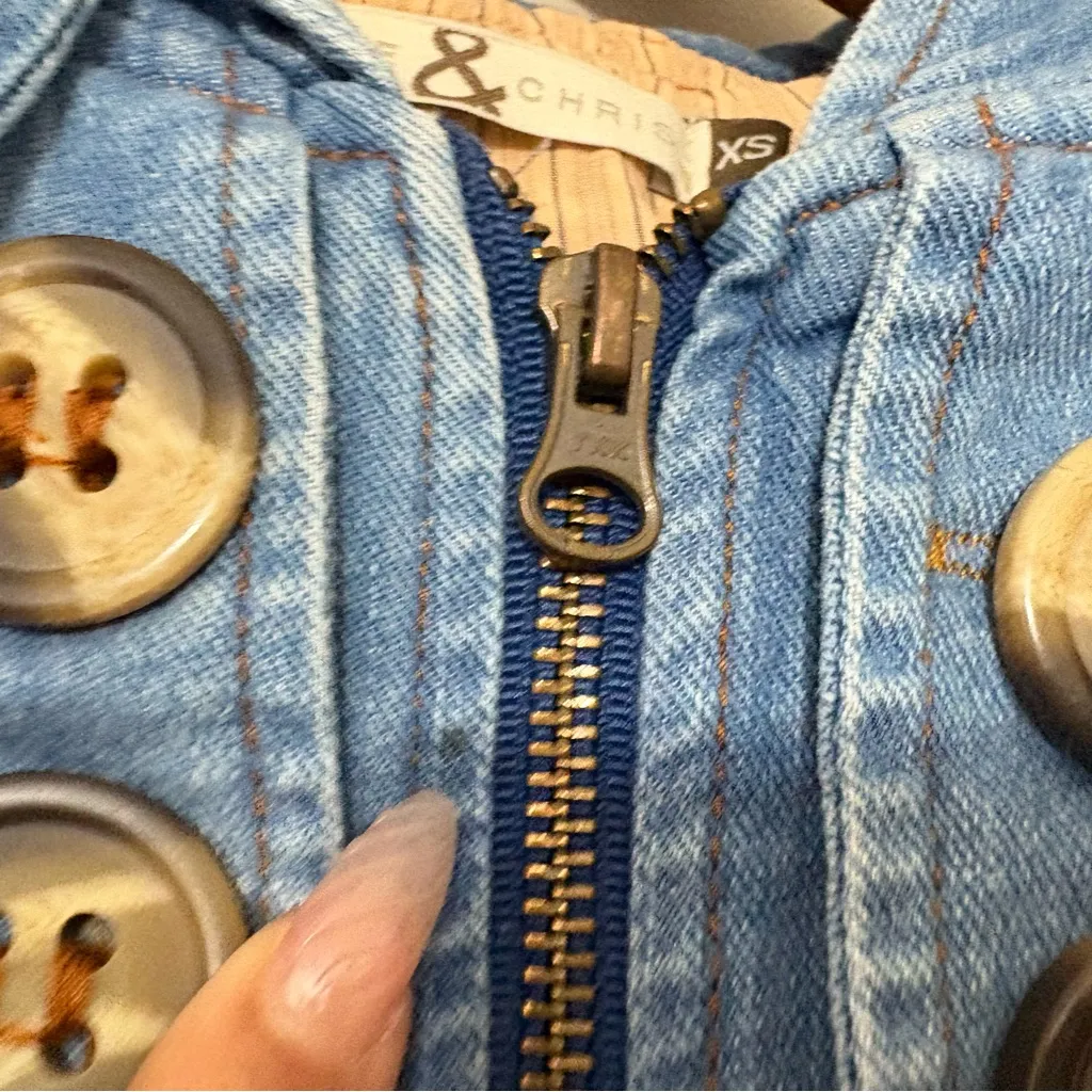 Mike & Chris Denim Hooded Vest Size XS Zip Front Button Detail Blue - Image 8