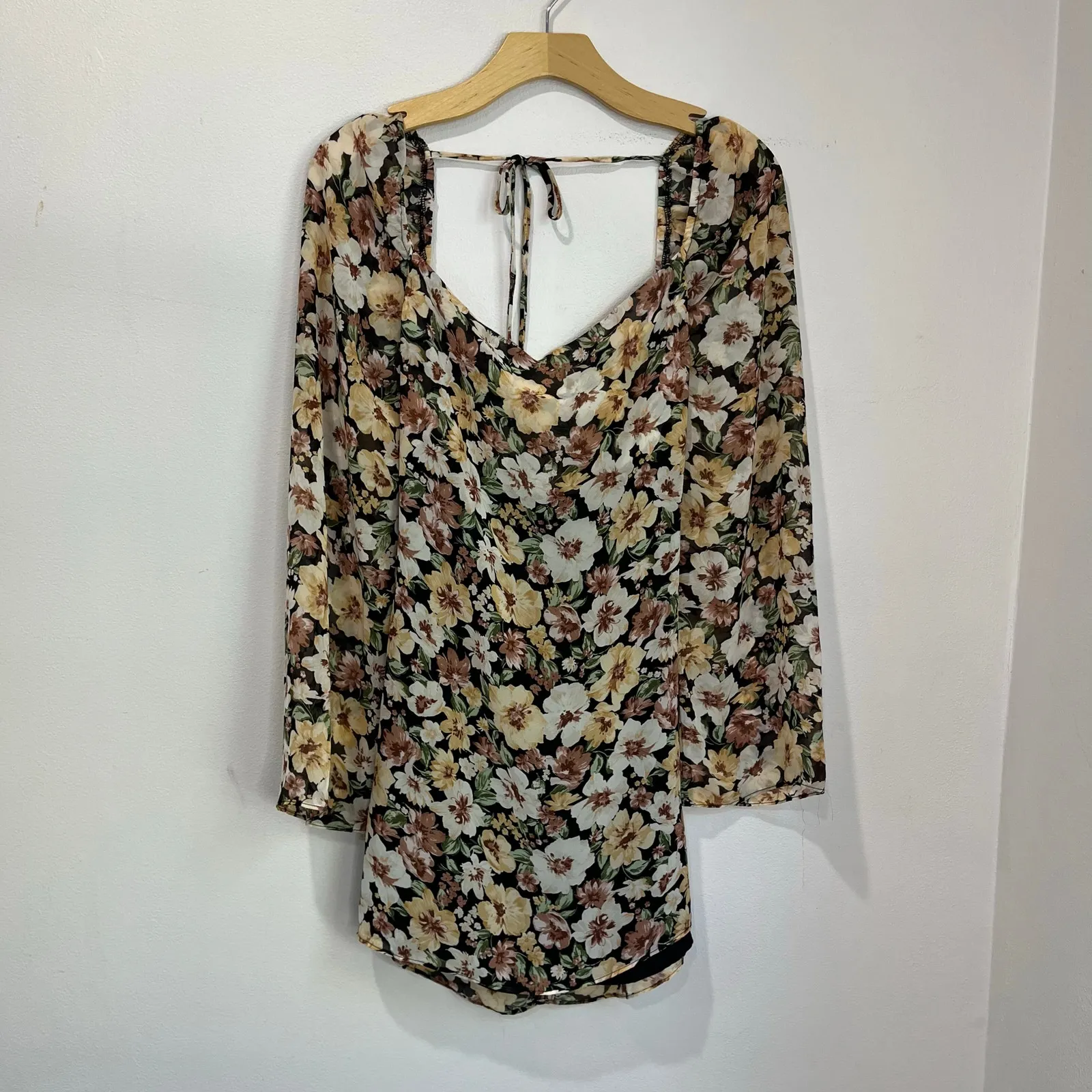 Abbeline Floral Print Long Sleeve Mini Dress Scoop Neck Back Tie NWT XS - Image 2