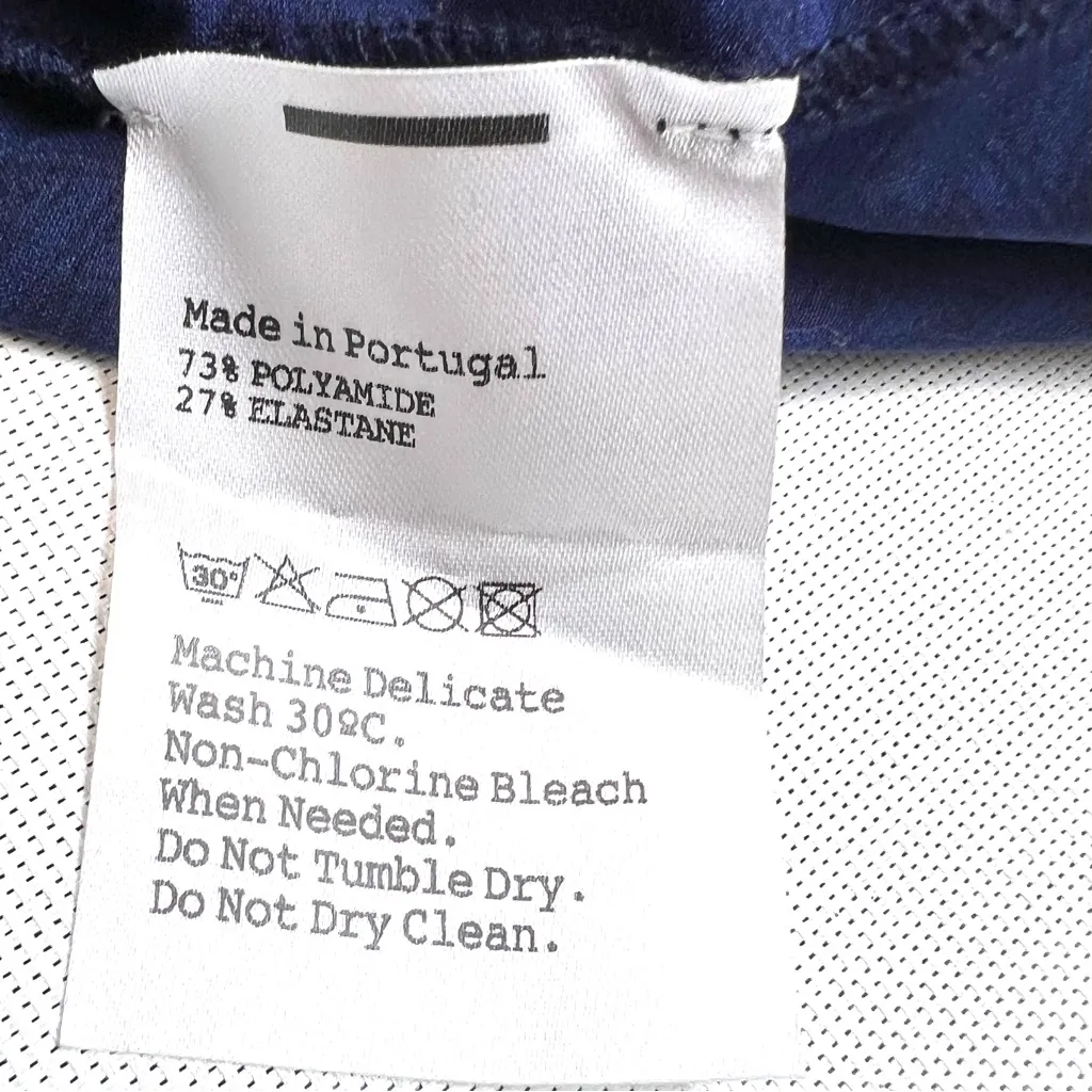 L’ETOILE Easy Breezy Polo Navy Blue Printed Top Size M - Image 10