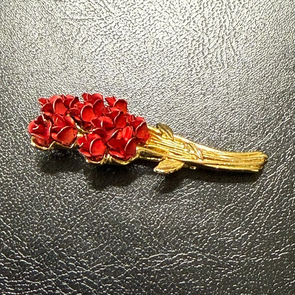 Vintage 90s Brooch Red Rose Bouquet Red Enamel and Gold Tone - Image 2