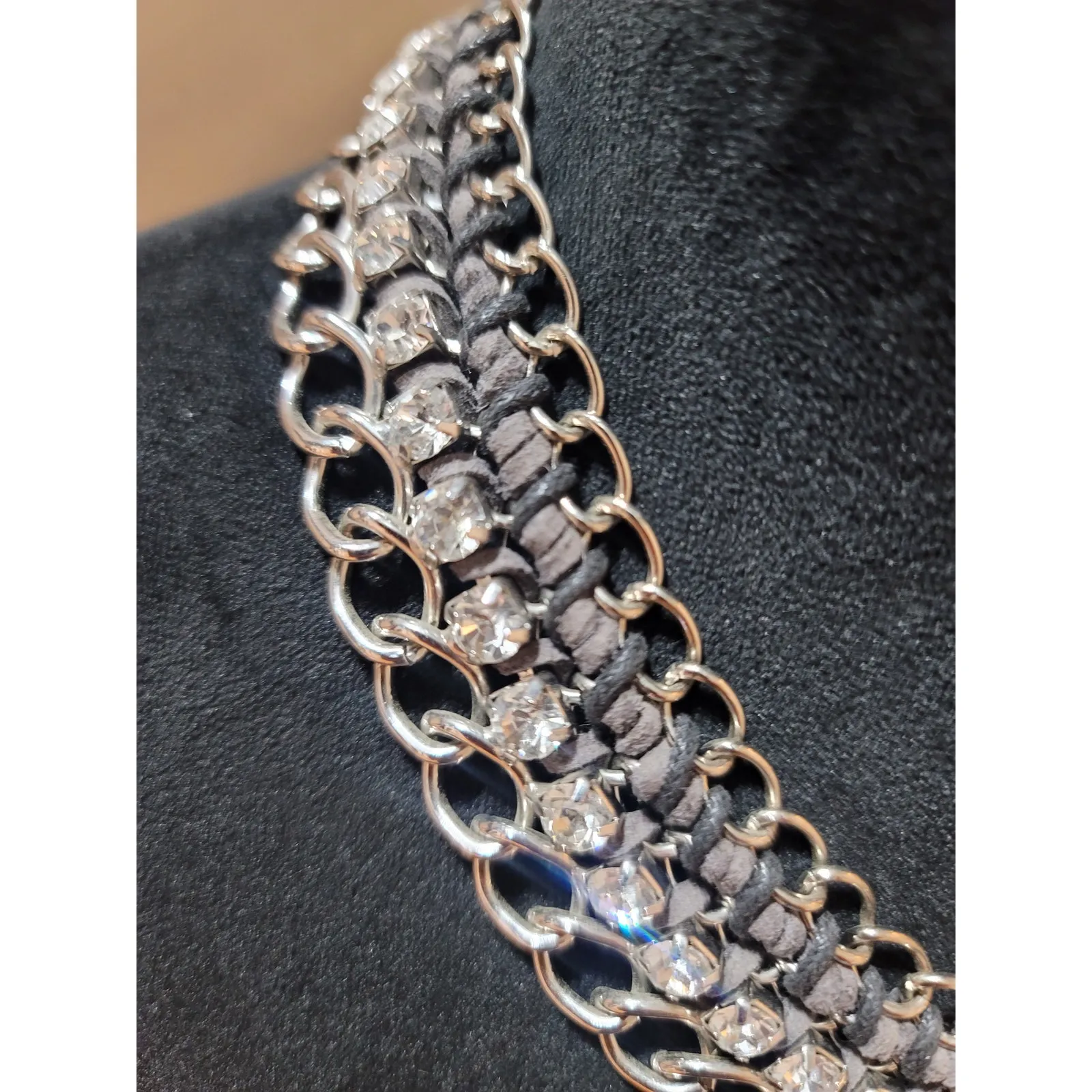 Women's Chain Link Crystal Choker Necklace With Toggle Clasp Elegant Jewelry Gray - Image 5