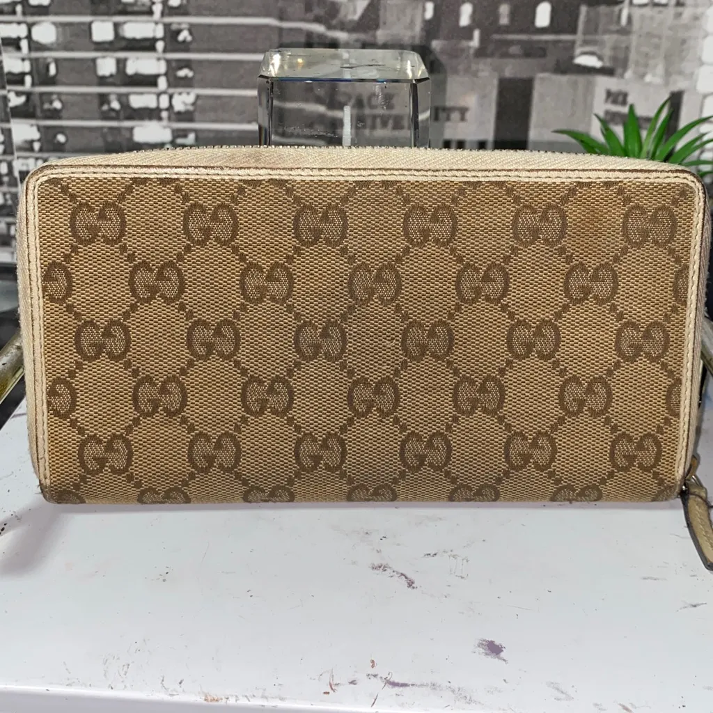 Authentic Gucci Sherry Line Zippy Wallet - Image 5