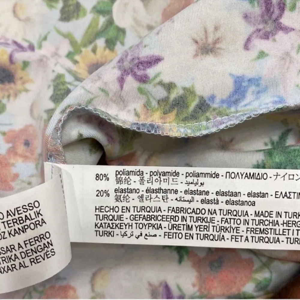 Zara One Shoulder Floral Print Shorts
Romper(Size Medium) - Image 8