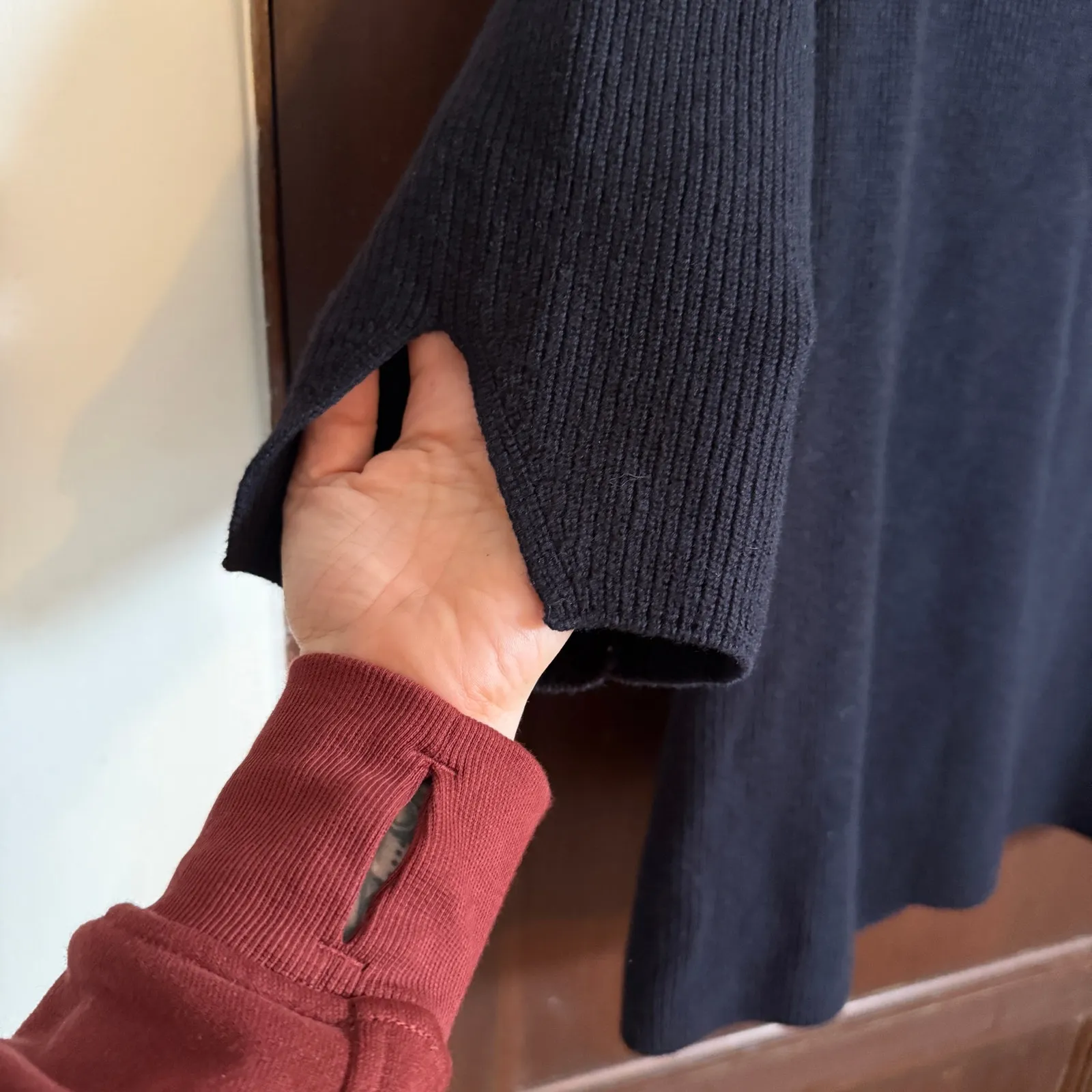 COS Black Oversize Chunky Knit Fold down Wrap Collar Sweater Cotton Wool Medium - Image 4