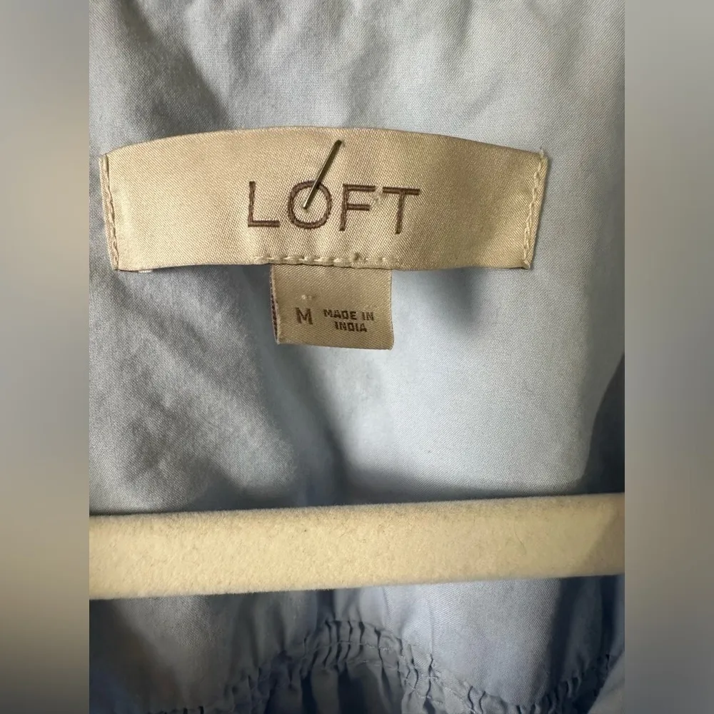 Loft Shirt Womens Medium Button Down Light Blue Long Sleeve Prep School Office - Image 3