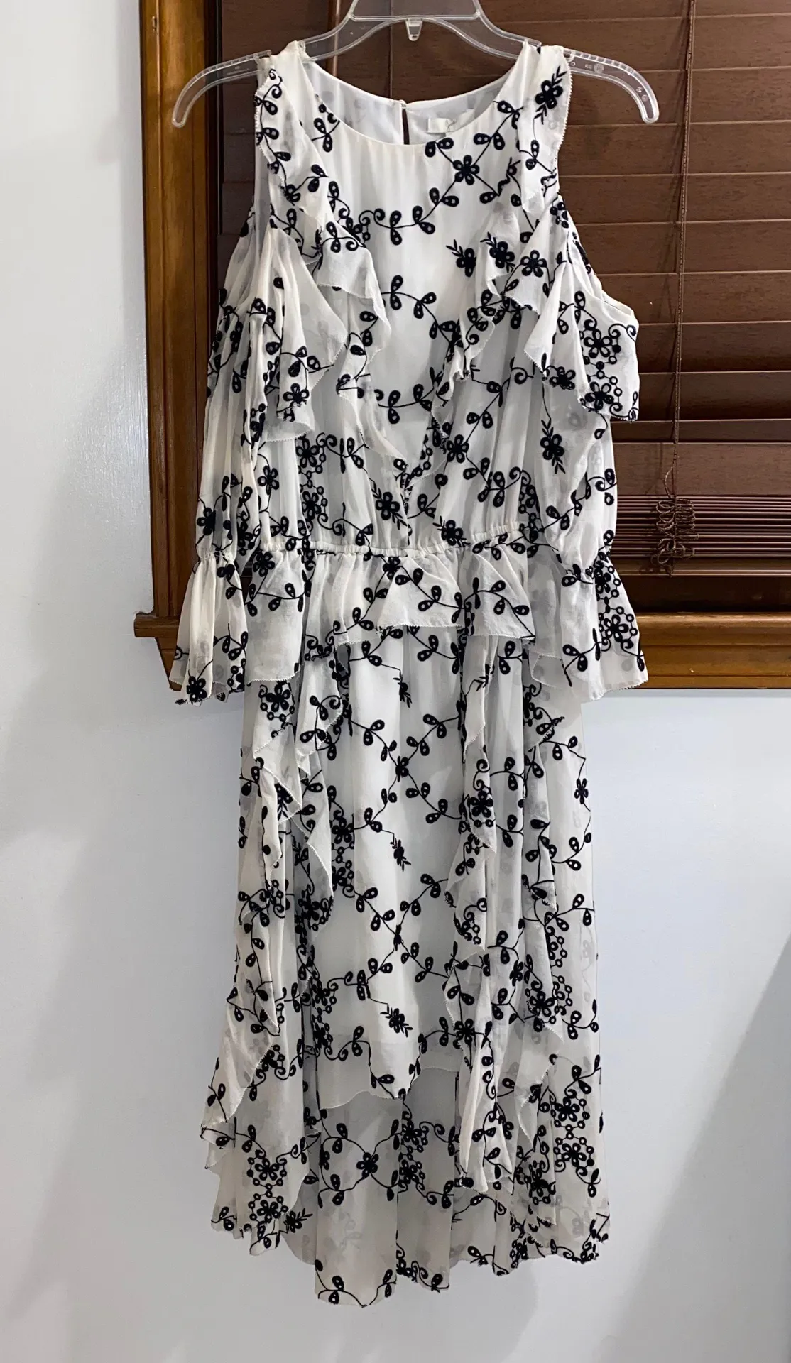 NWT $445  Alpheus Floral Eyelet Cold Shoulder Ruffled Dress XS - Image 7