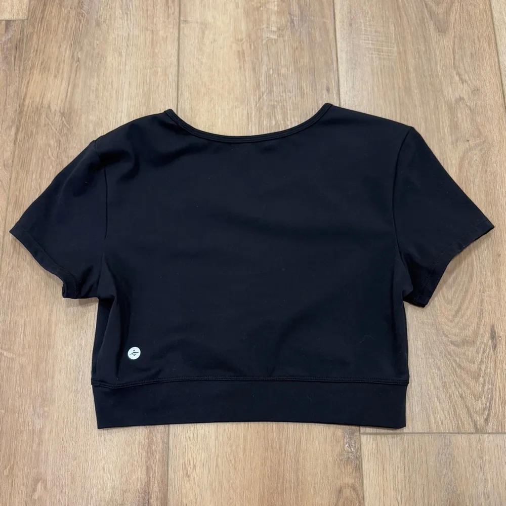 🌟HALARA🌟 CROSSOVER HEM CROPPED SPORTS TOP BLACK SZ S - Image 5