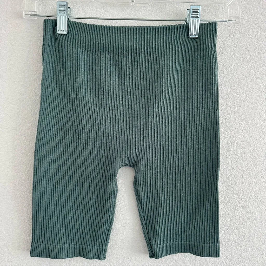 Zara Limitless Contour Collection Seamless Square Neck Crop Tank and Biker Short - Image 5